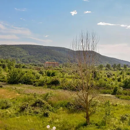 1 Bedroom Beachfront In Obzor Beach Apartament *